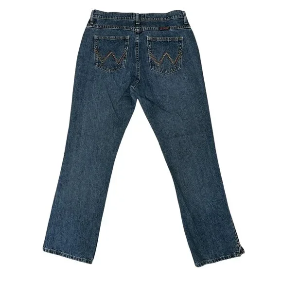 Wrangler Straight Leg Juniors Womens Jeans 11 12 32 Medium Wash Pockets Logo - Picture 5 of 8